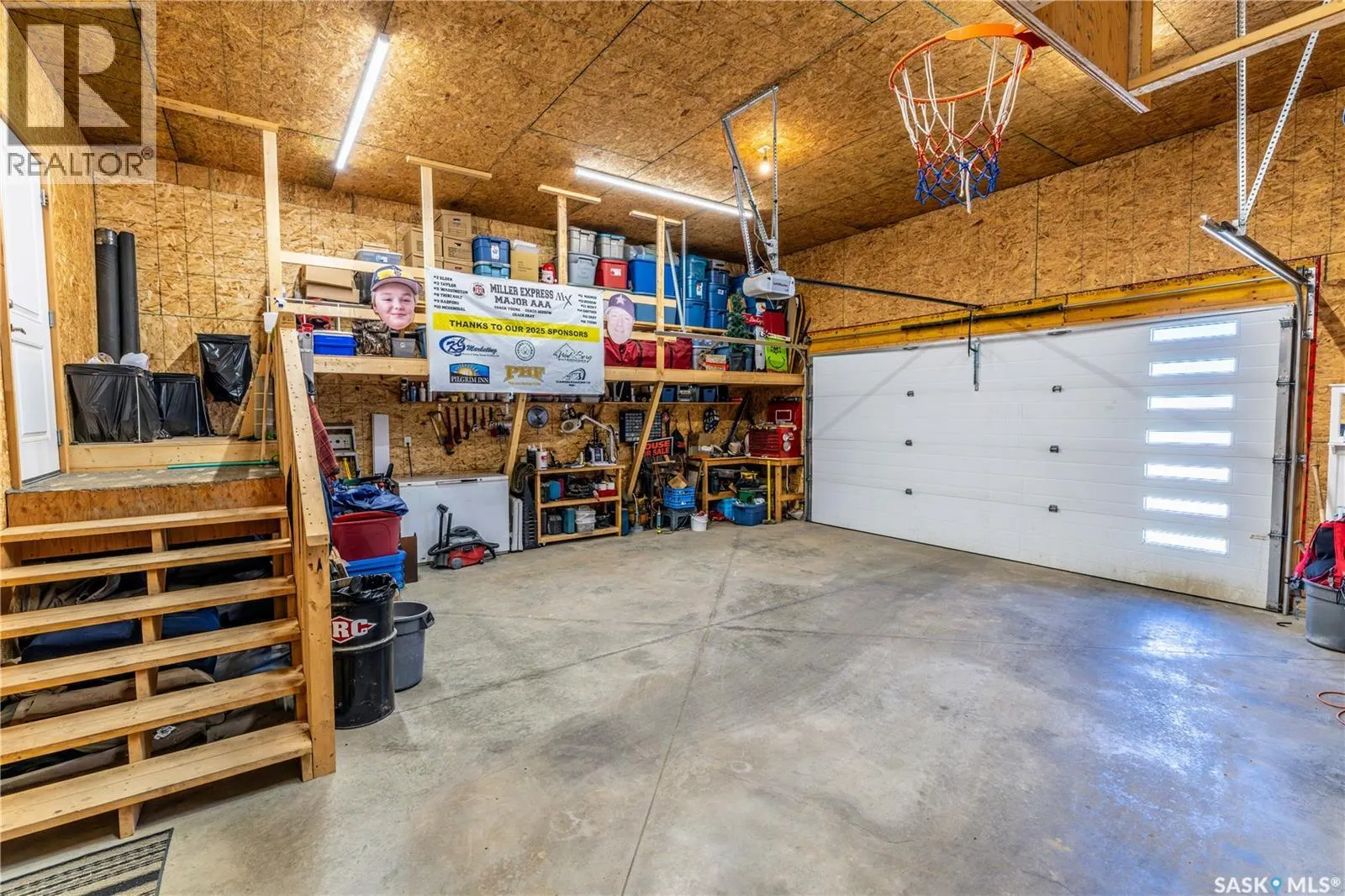 1178 Meier DRIVE