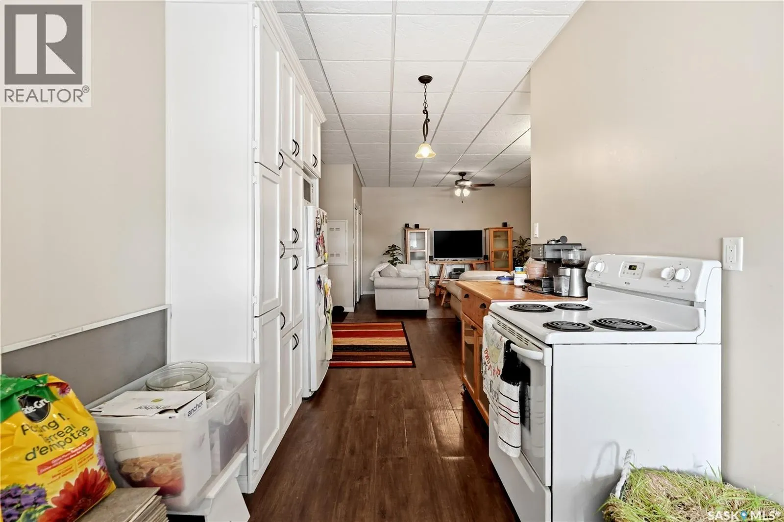 110 Main STREET N