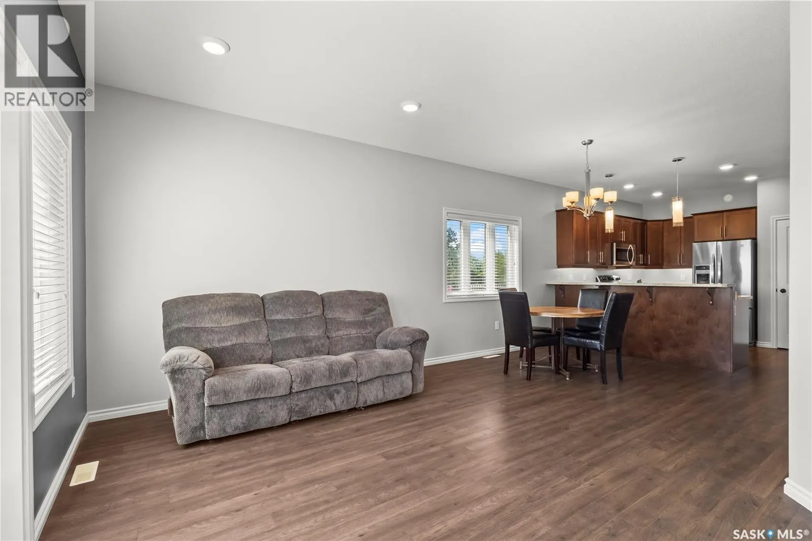 20 550 Southwood DRIVE