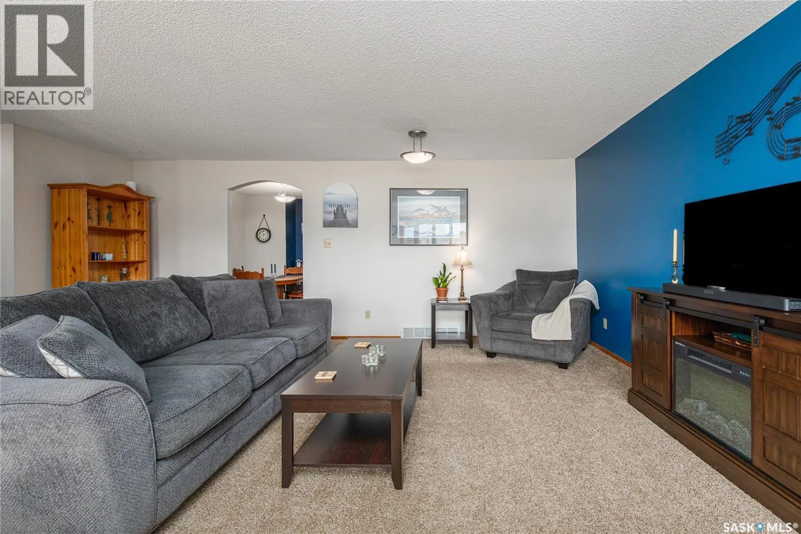 21 Thorn CRESCENT