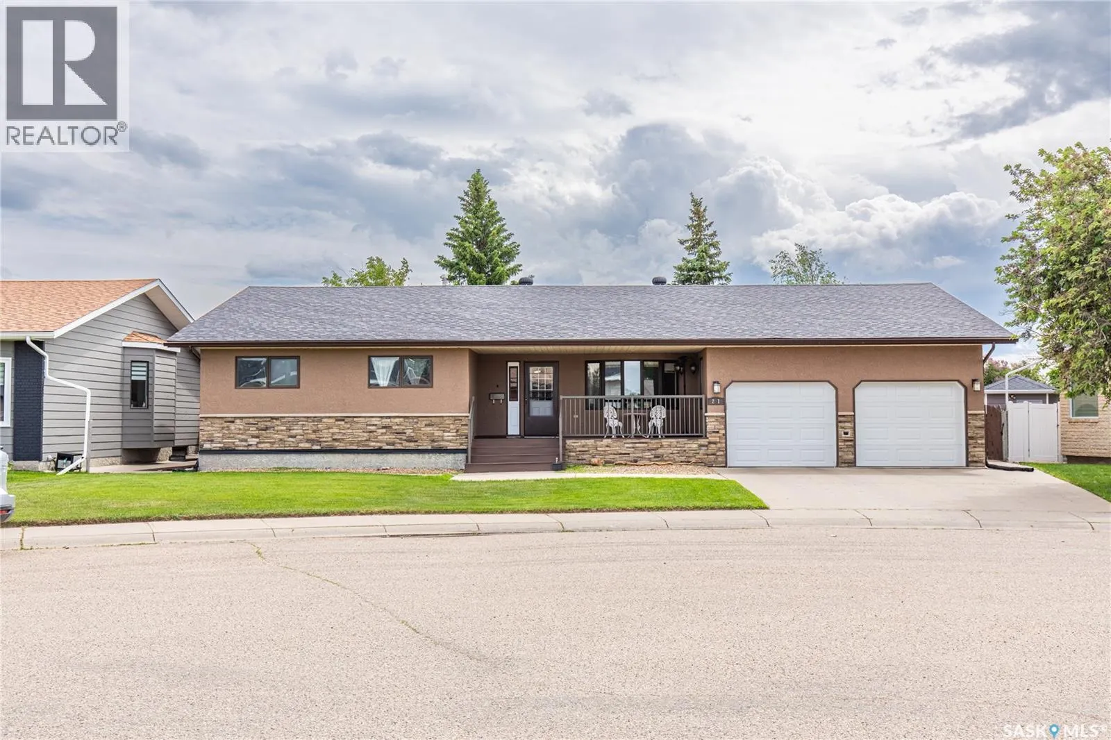 21 Thorn CRESCENT