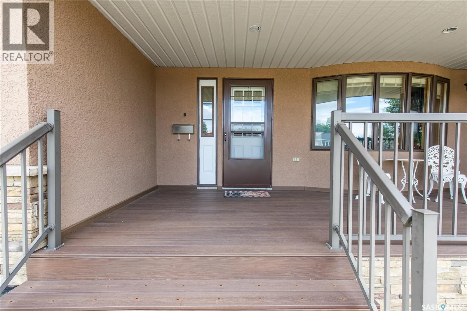 21 Thorn CRESCENT
