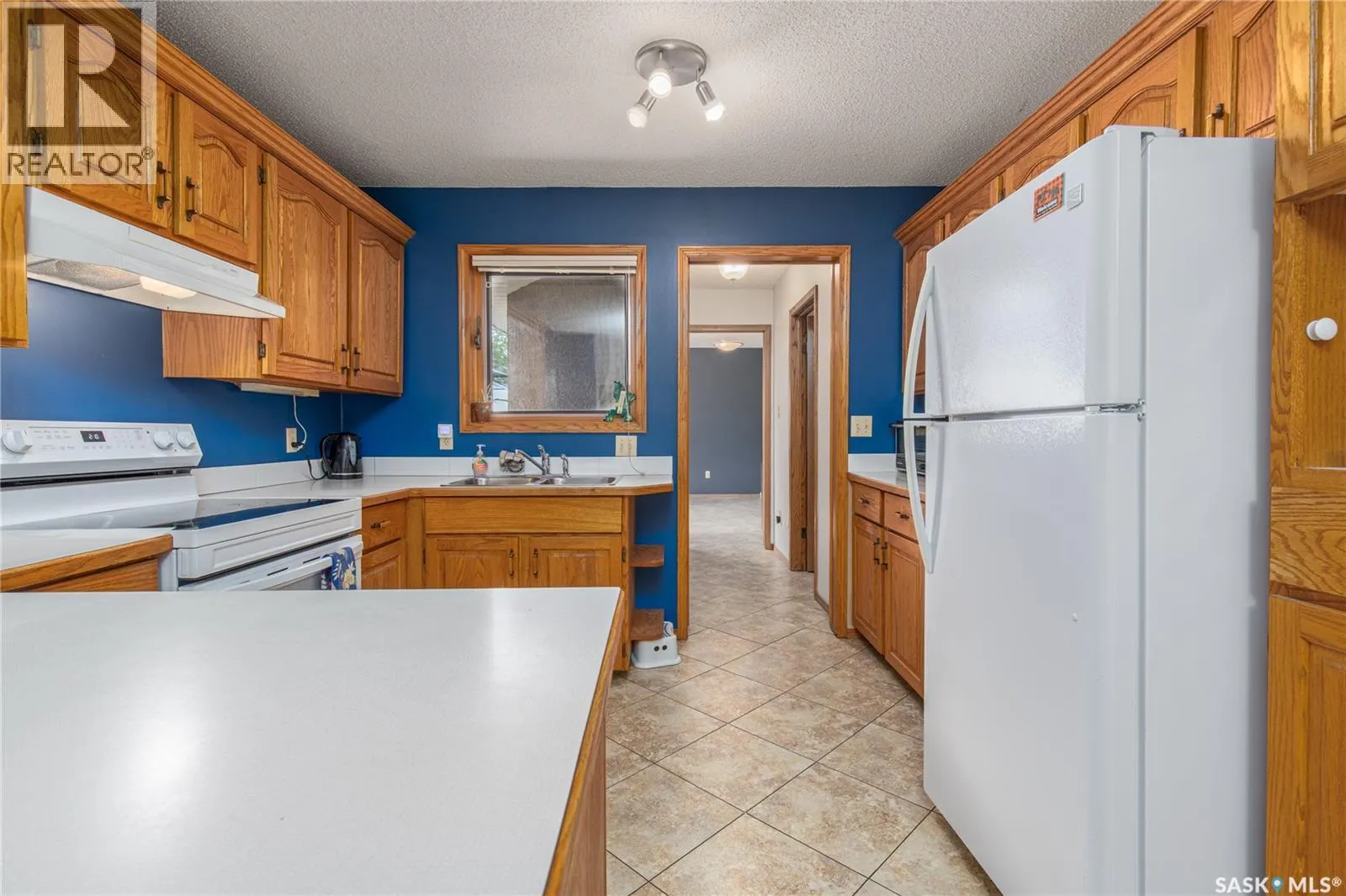 21 Thorn CRESCENT