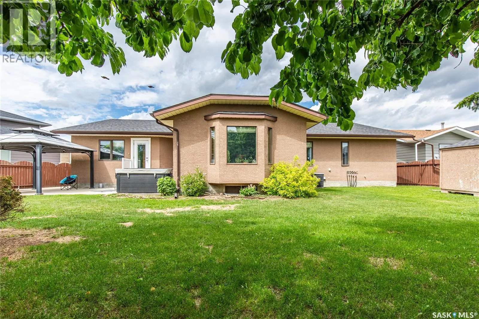 21 Thorn CRESCENT