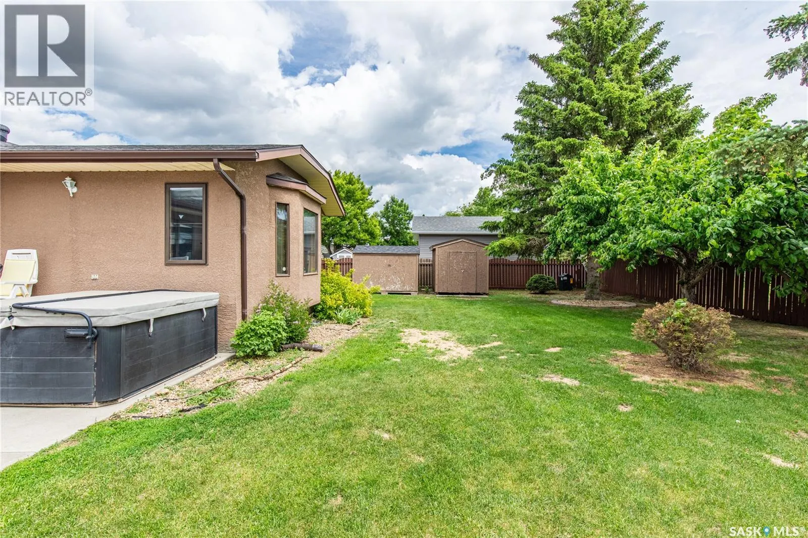 21 Thorn CRESCENT
