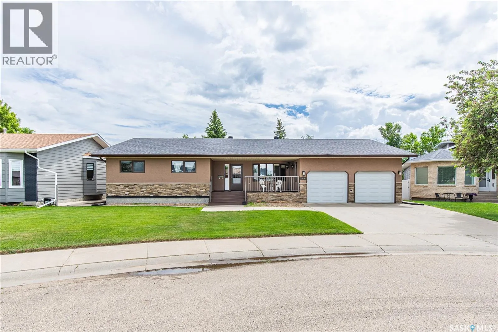 21 Thorn CRESCENT