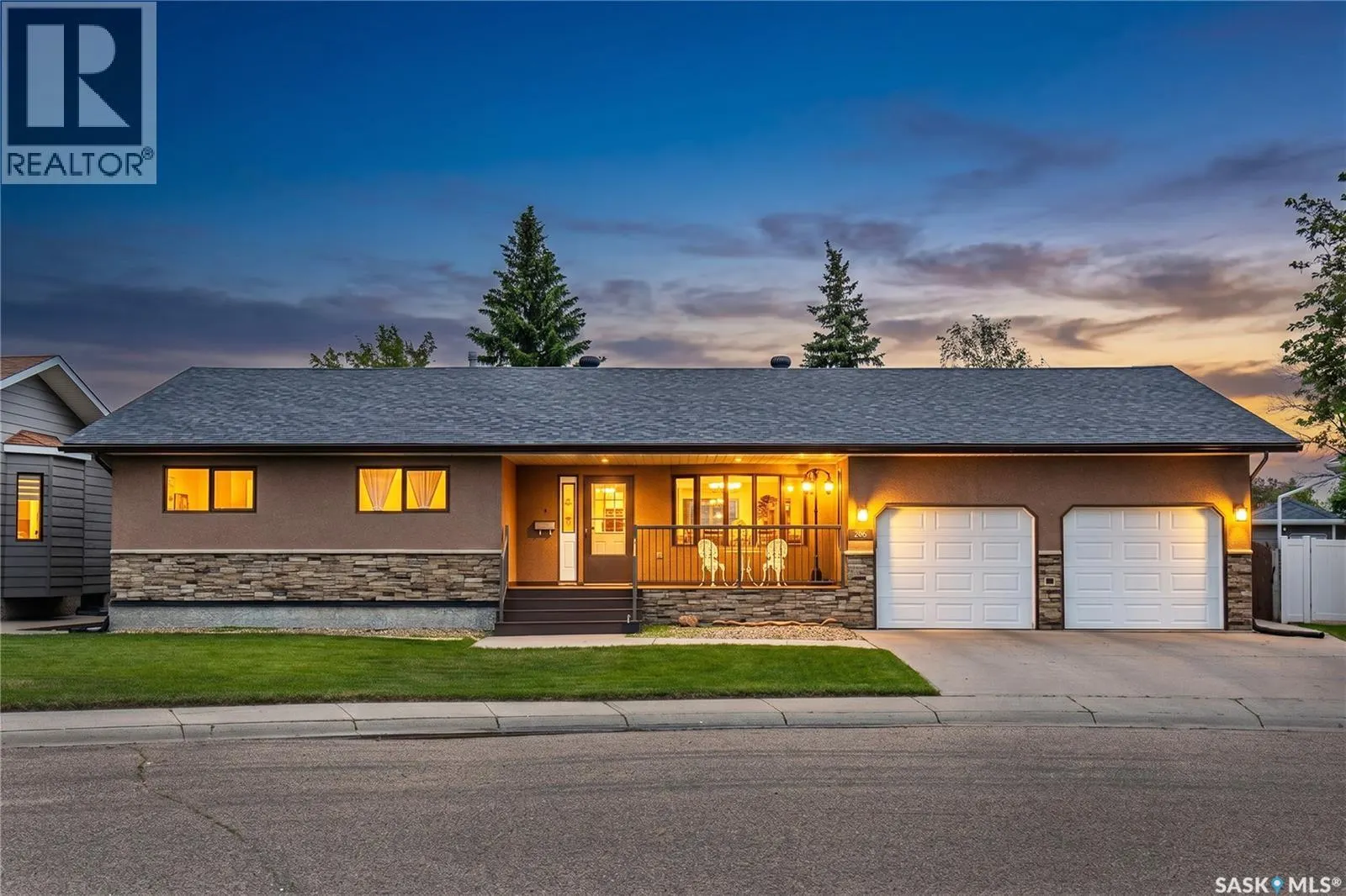 21 Thorn CRESCENT