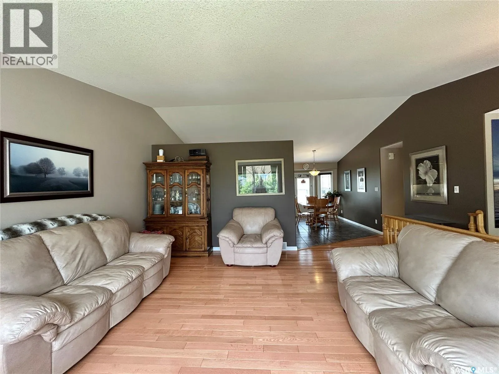 71 Longpre CRESCENT