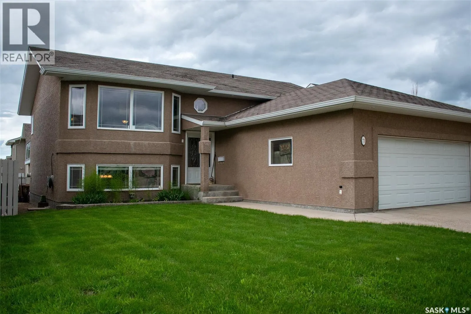 71 Longpre CRESCENT