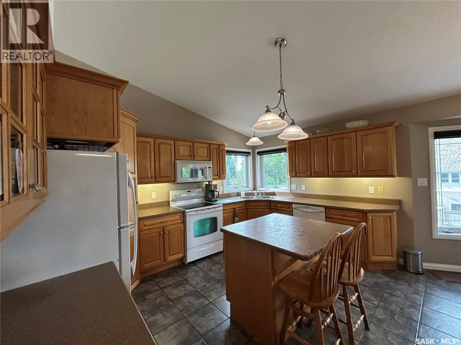 71 Longpre CRESCENT