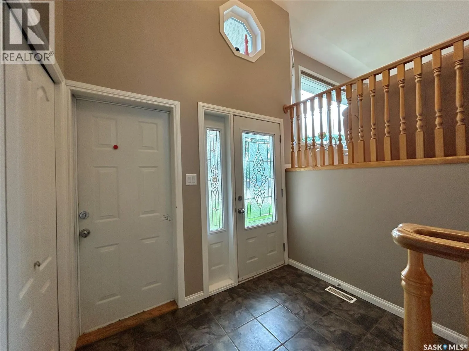 71 Longpre CRESCENT