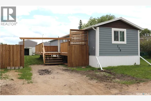 228 Cypress WAY