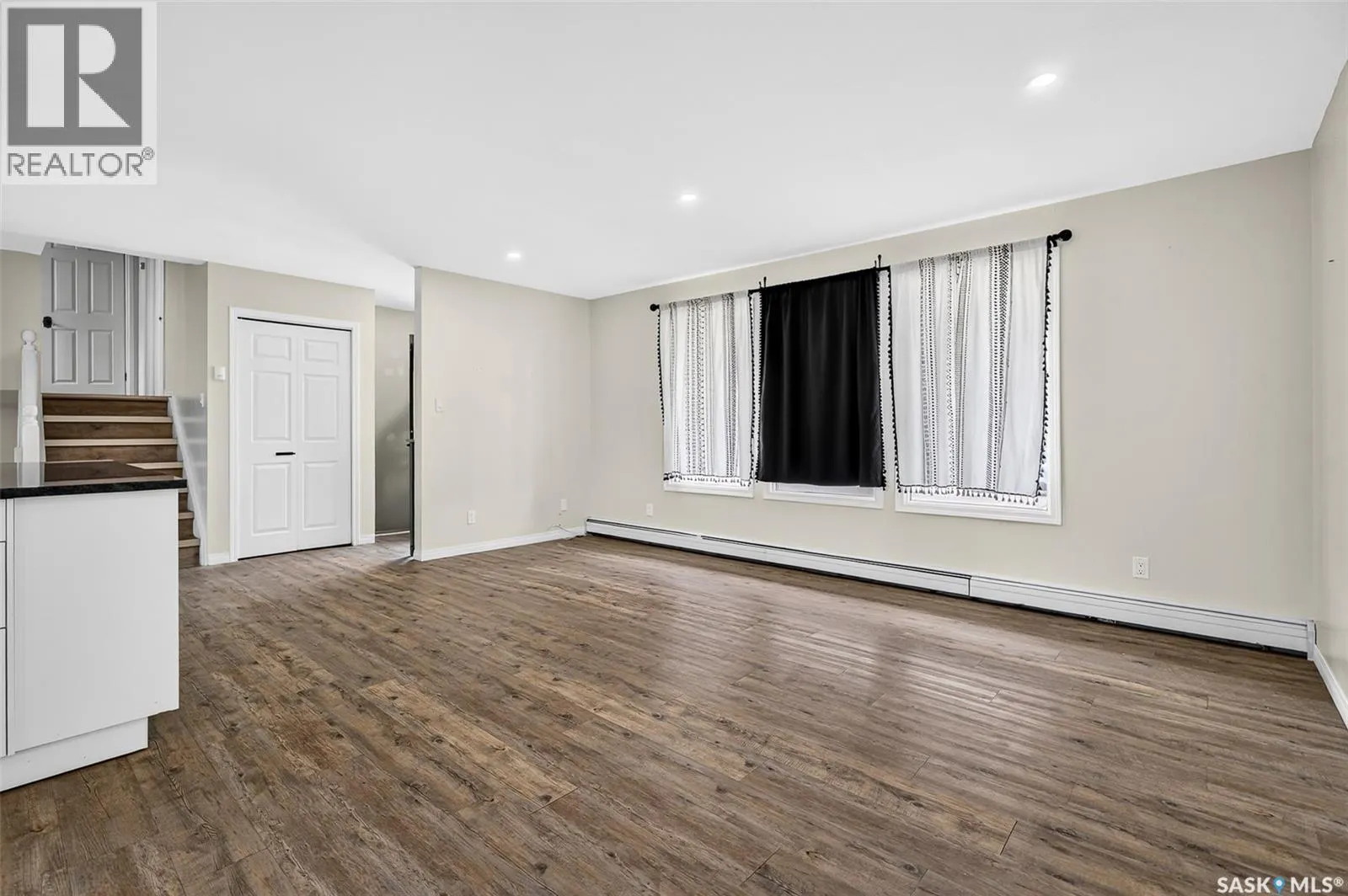 1266 Maybery CRESCENT