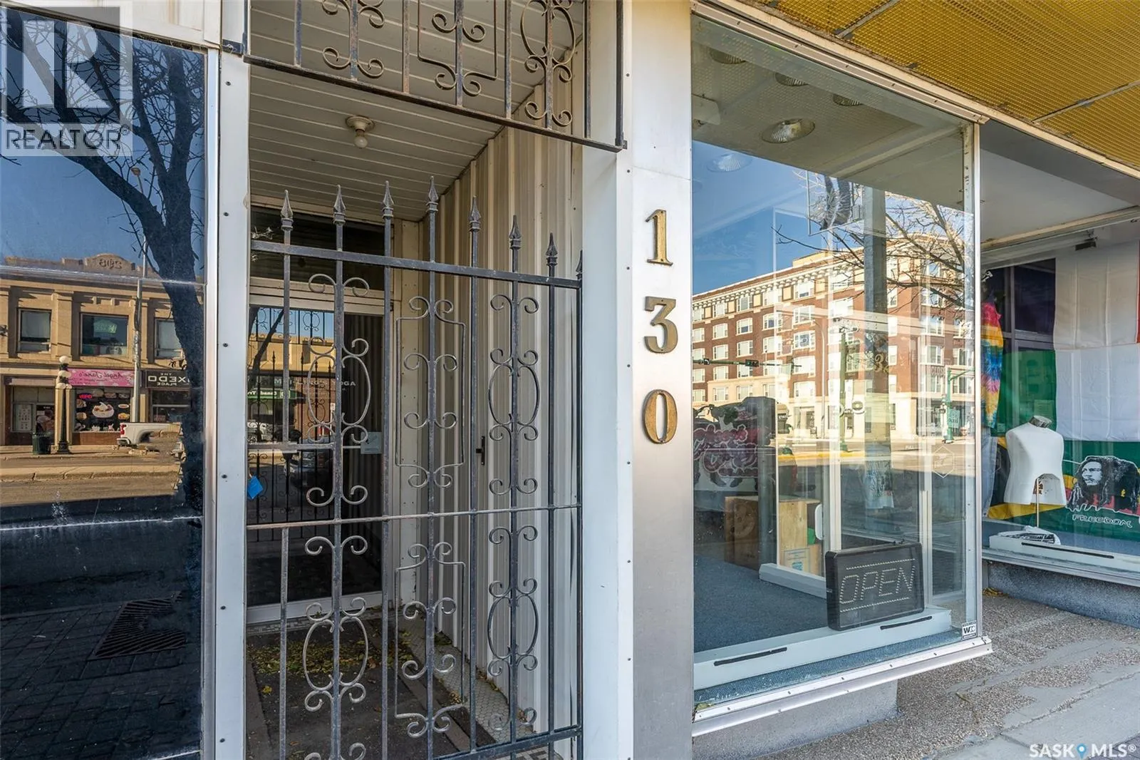 130 Main STREET N