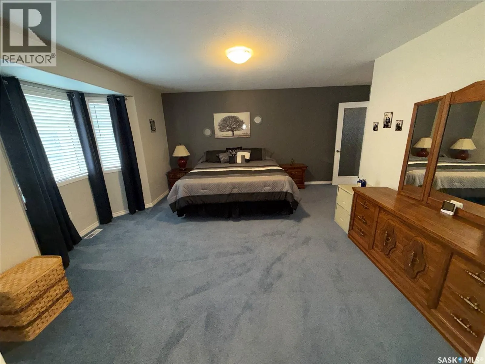 708 Adamson CRESCENT