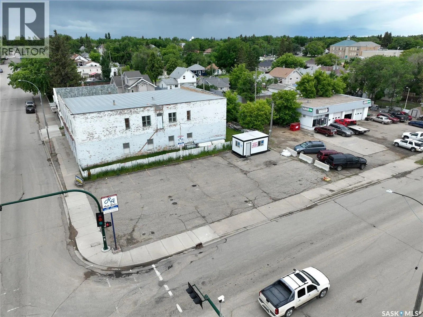 401 Lillooet STREET W