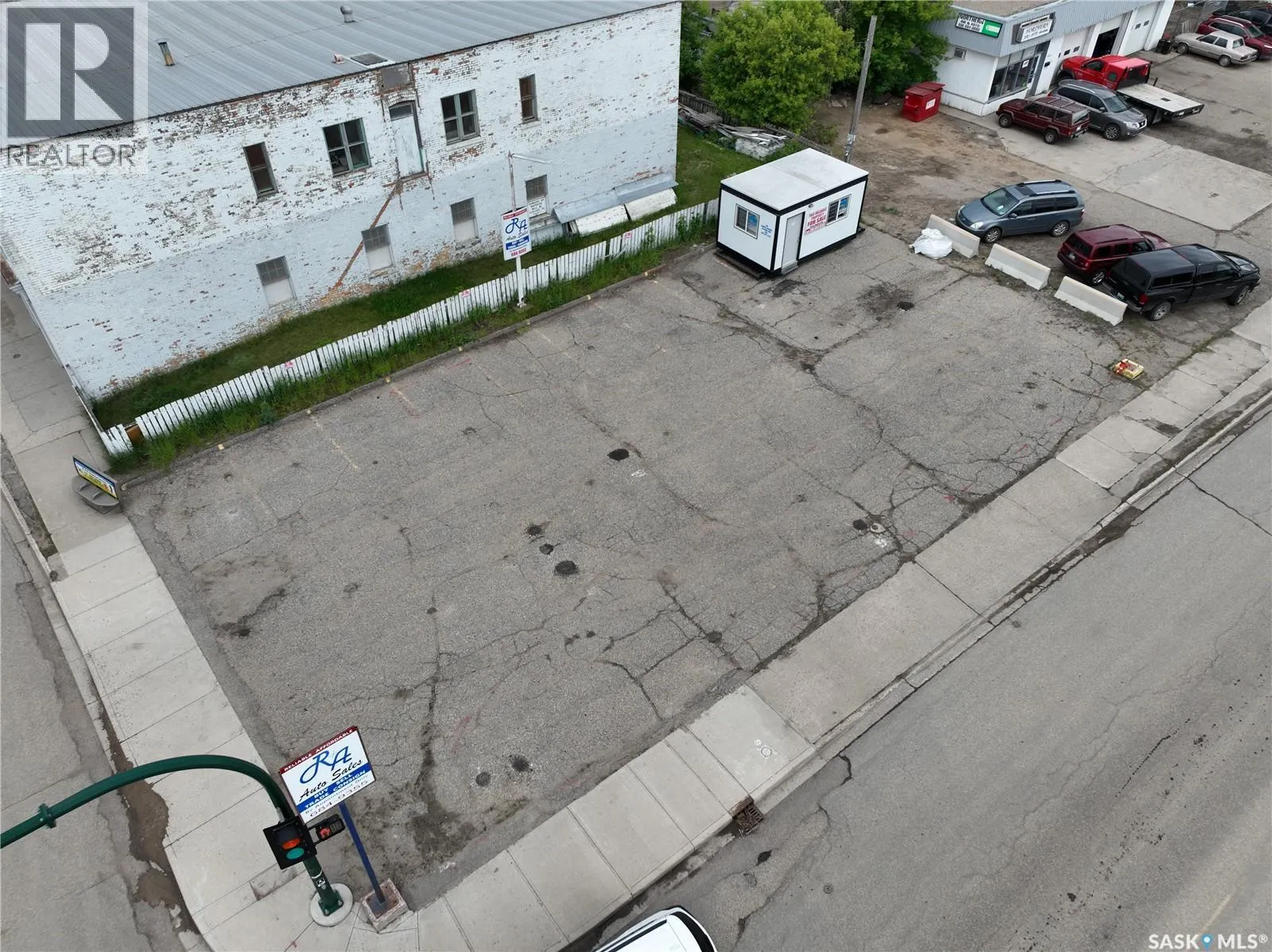 401 Lillooet STREET W