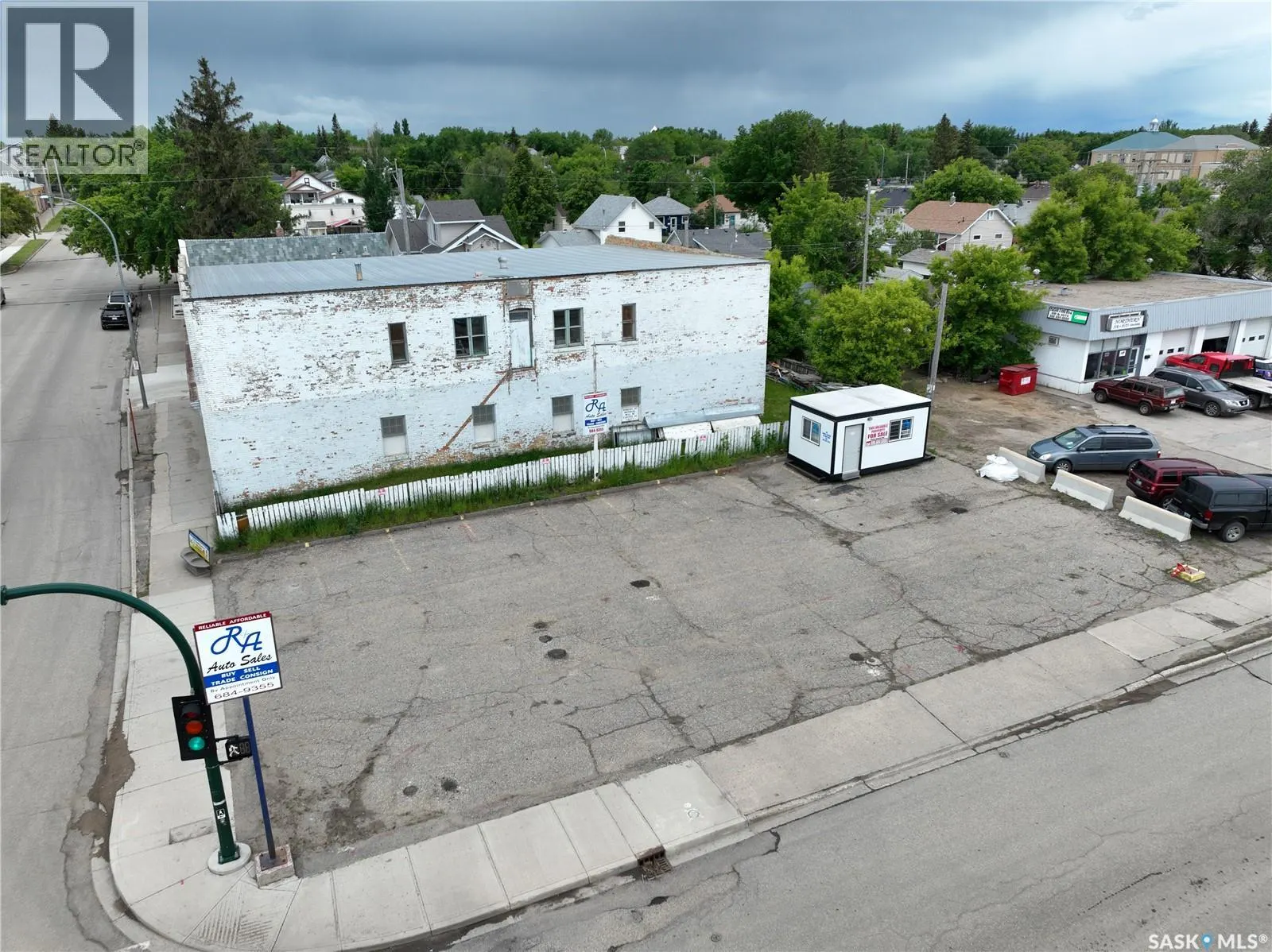401 Lillooet STREET W