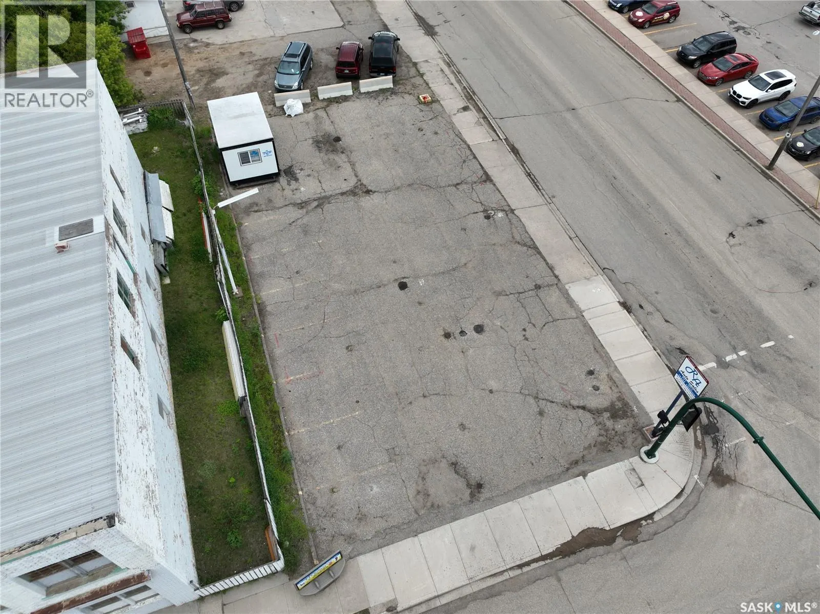 401 Lillooet STREET W