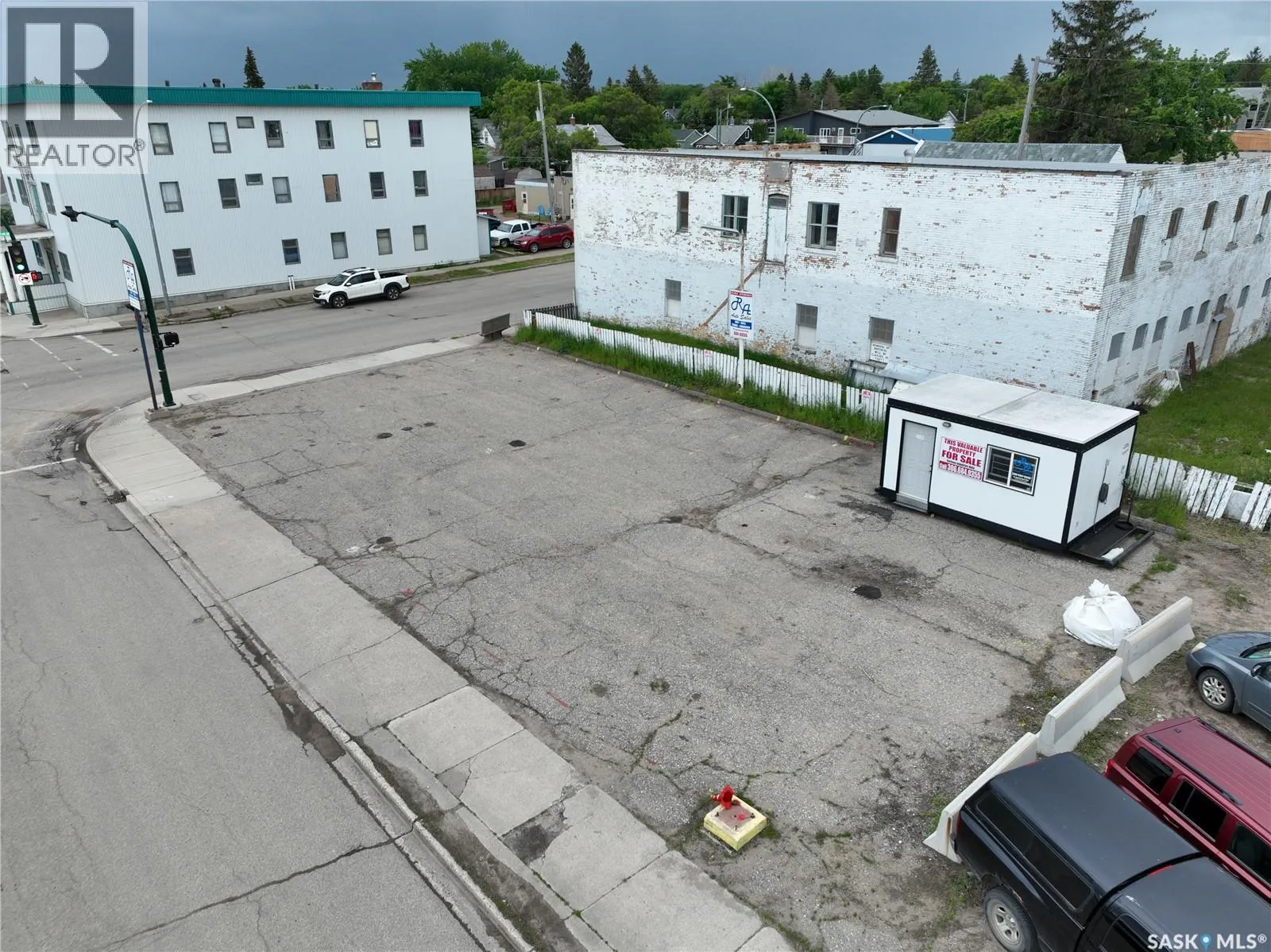 401 Lillooet STREET W