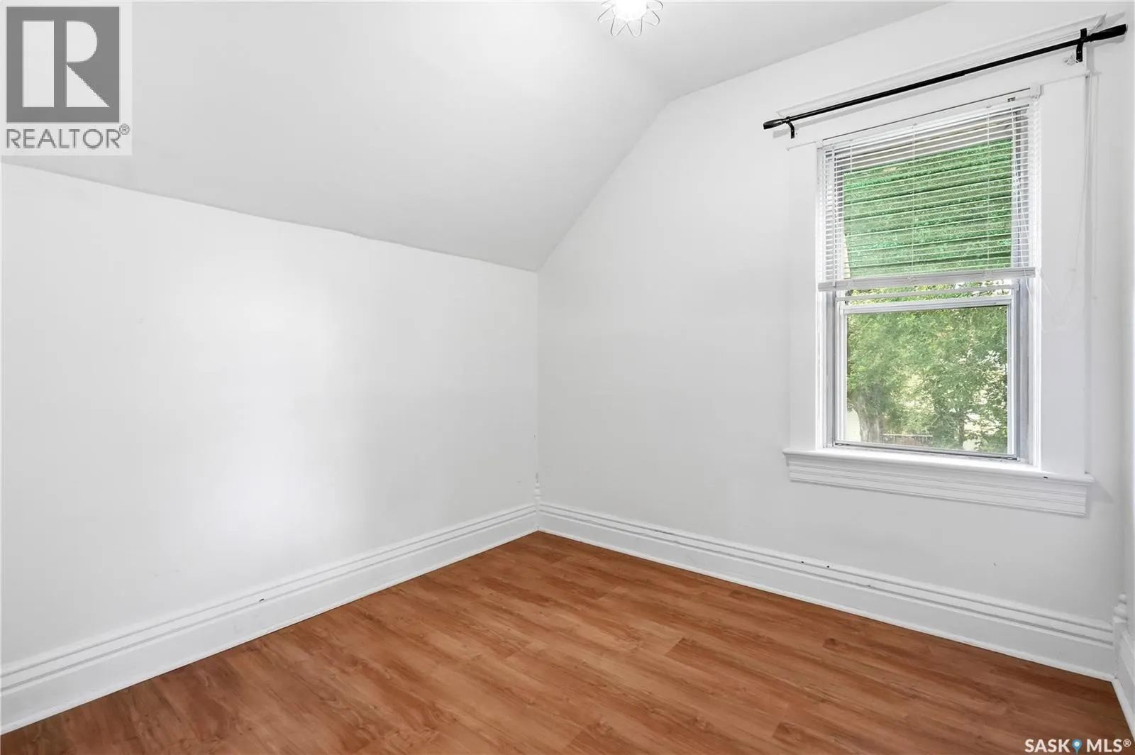 447 Duffield STREET W