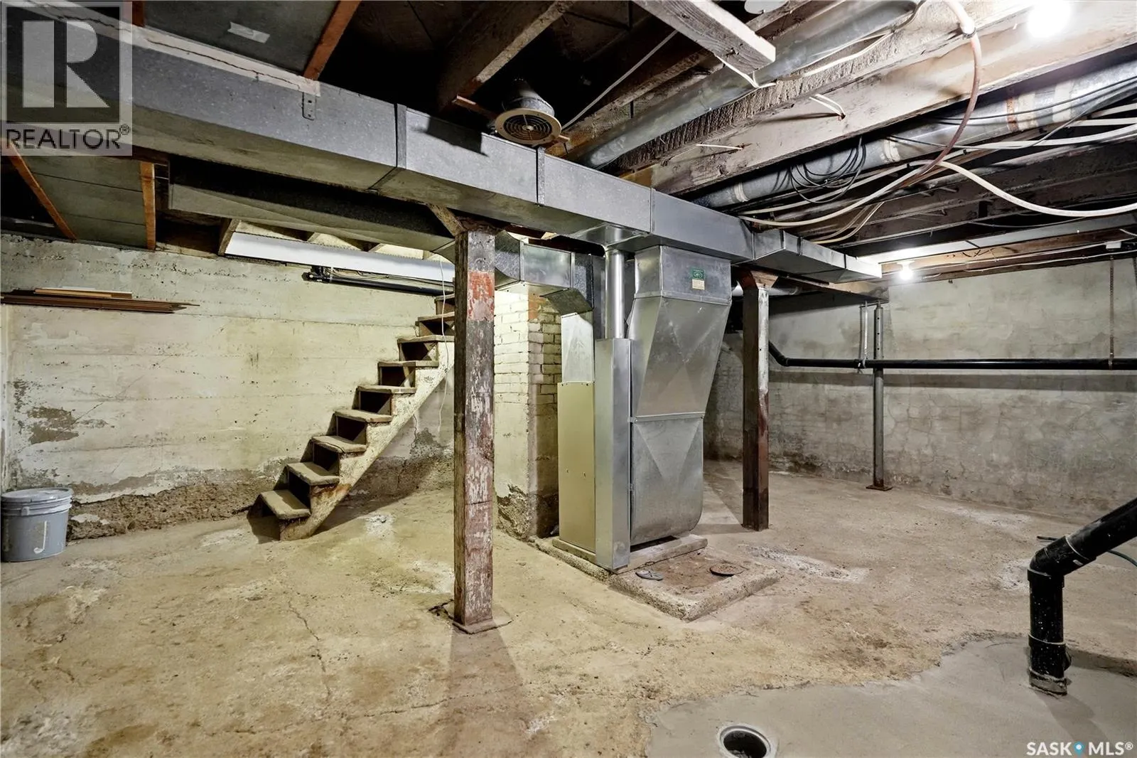 447 Duffield STREET W