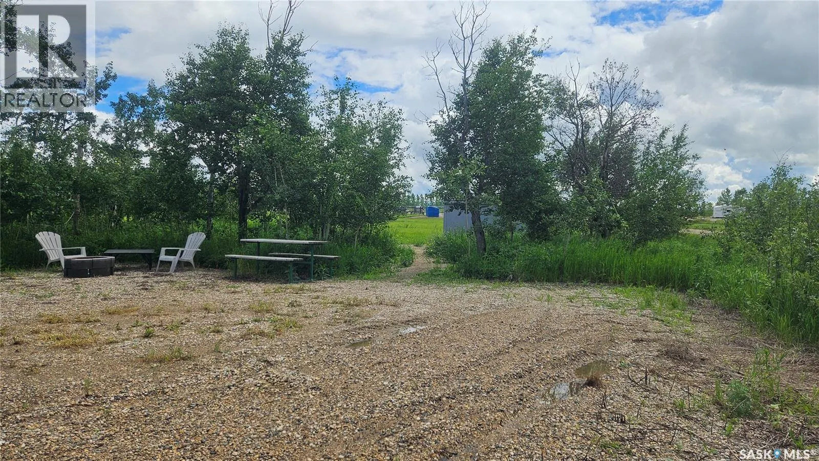 18 Deep Woods RV Campground
