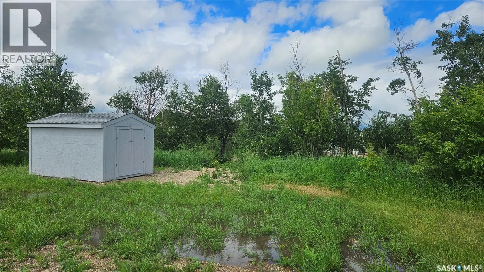 18 Deep Woods RV Campground