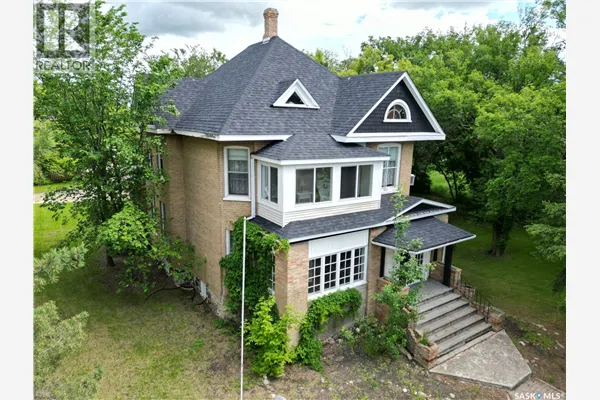 106 Front STREET