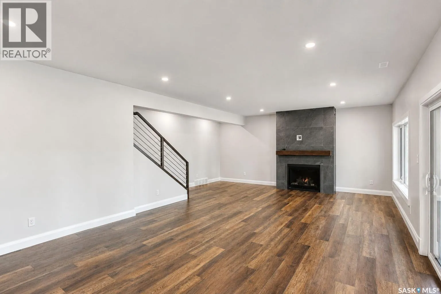 153 Ward DRIVE