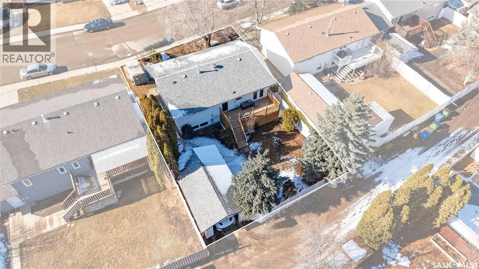1321 Prince CRESCENT