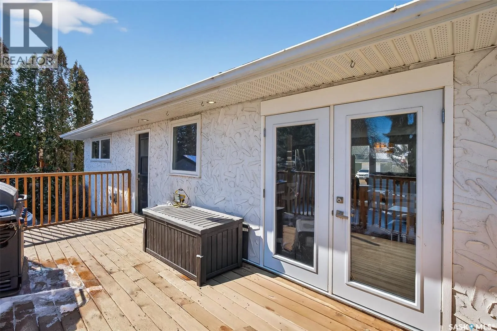 1321 Prince CRESCENT