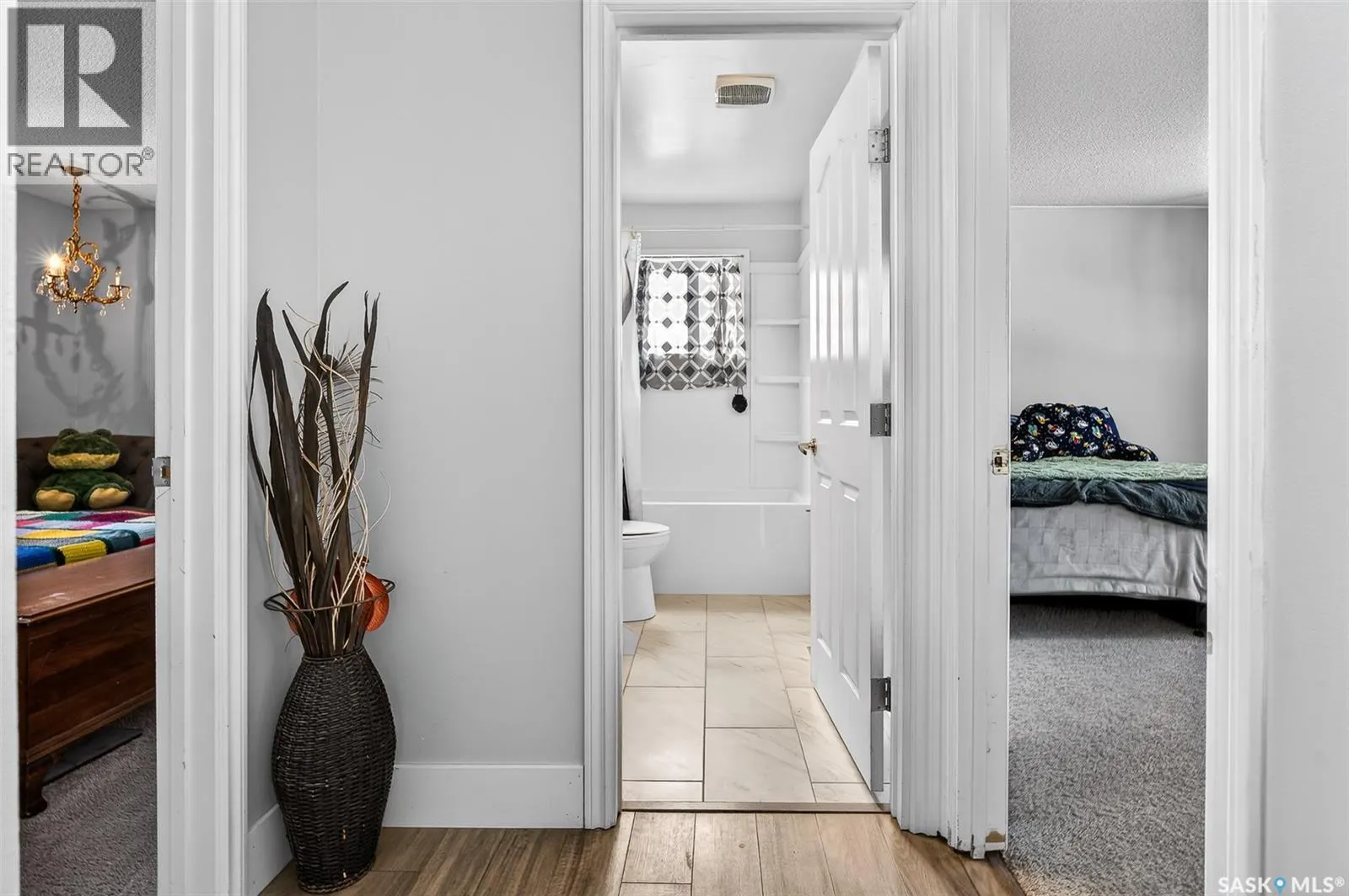 1321 Prince CRESCENT