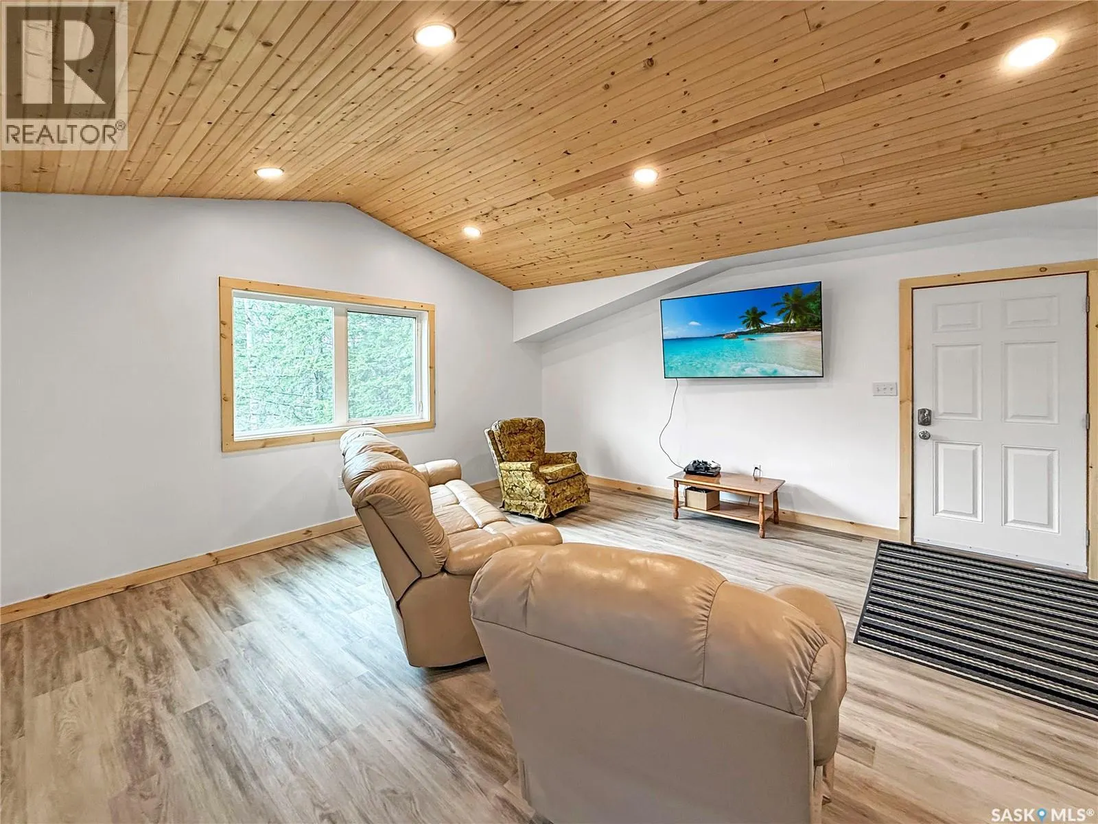 3 White Spruce CRESCENT