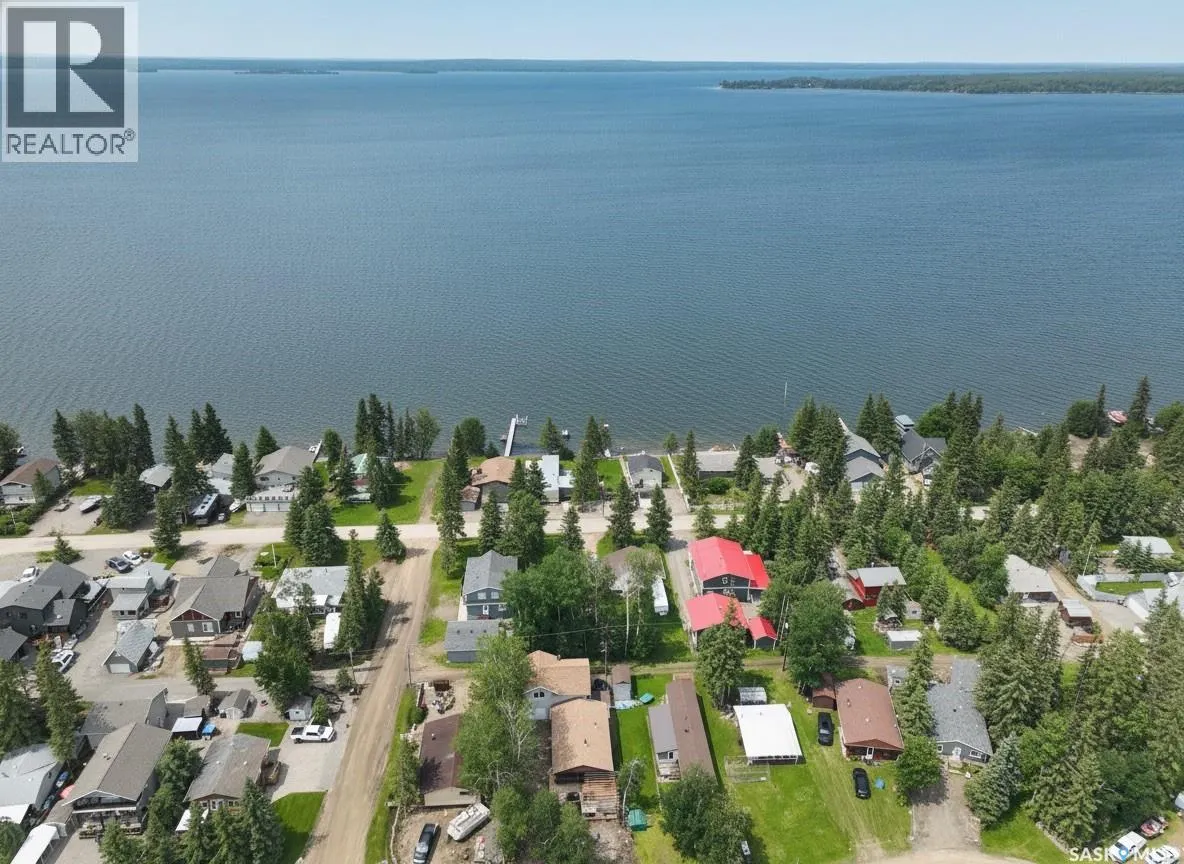 3 White Spruce CRESCENT