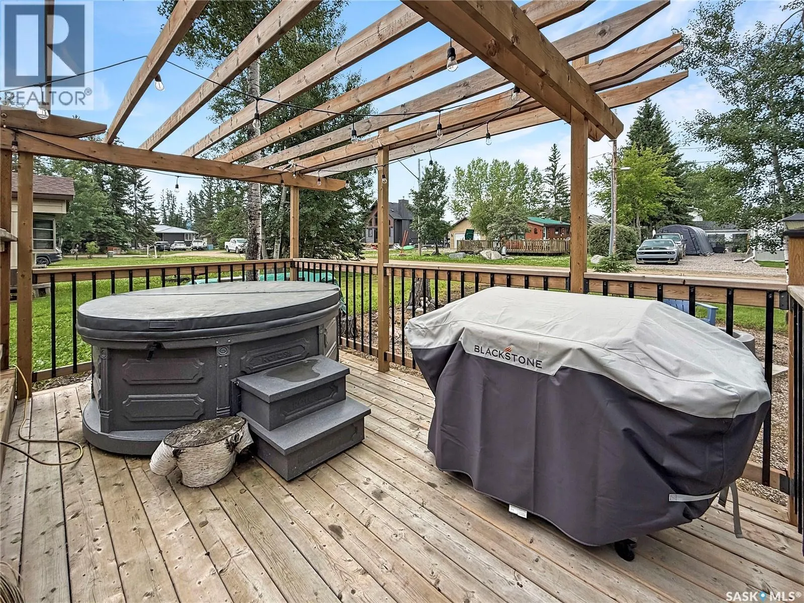 3 White Spruce CRESCENT