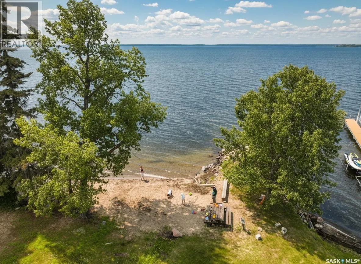 3 White Spruce CRESCENT