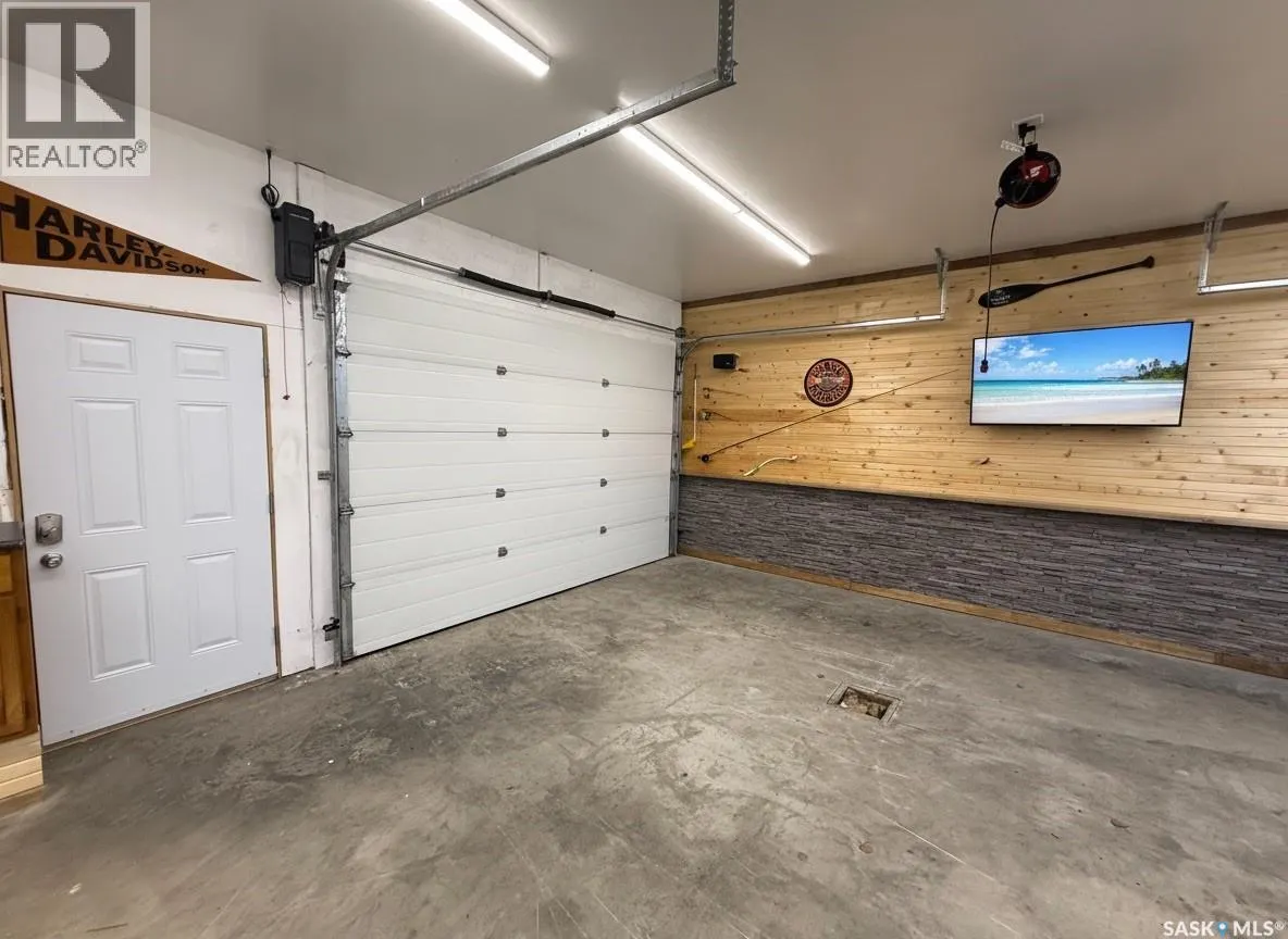 3 White Spruce CRESCENT