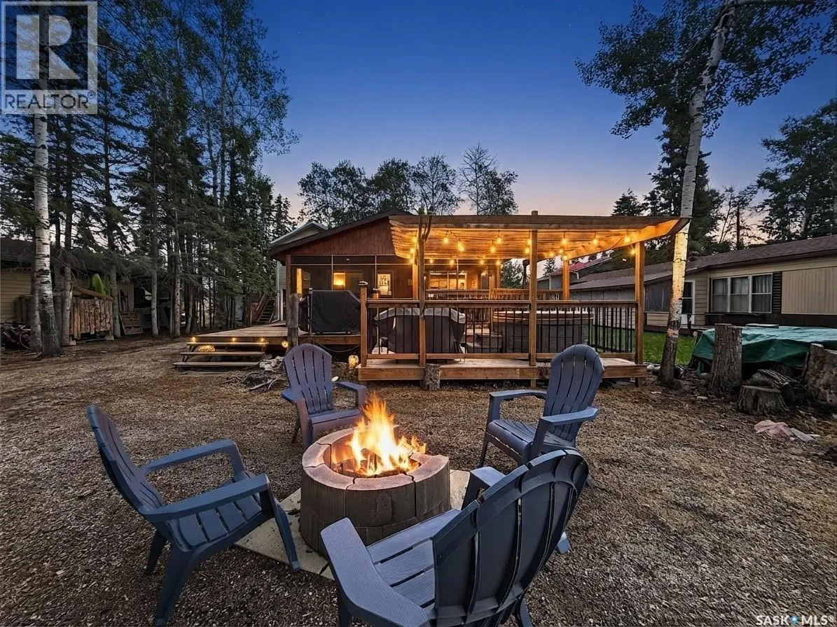 3 White Spruce CRESCENT