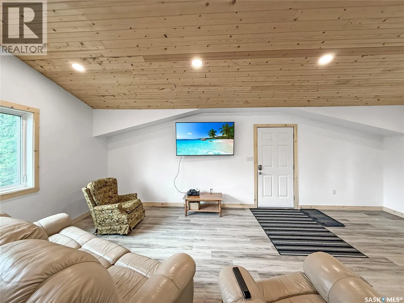 3 White Spruce CRESCENT