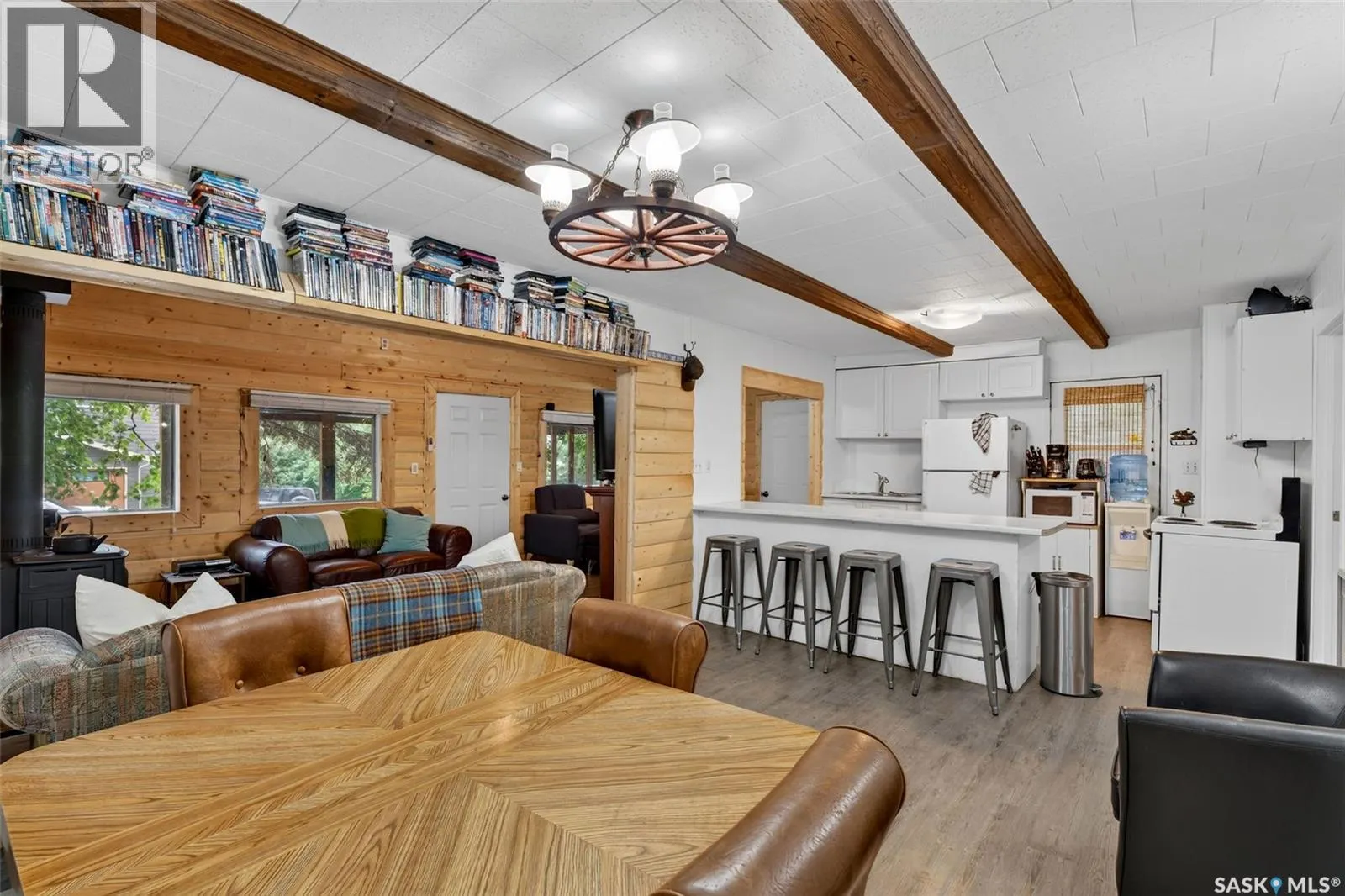 105 Hagen PLACE