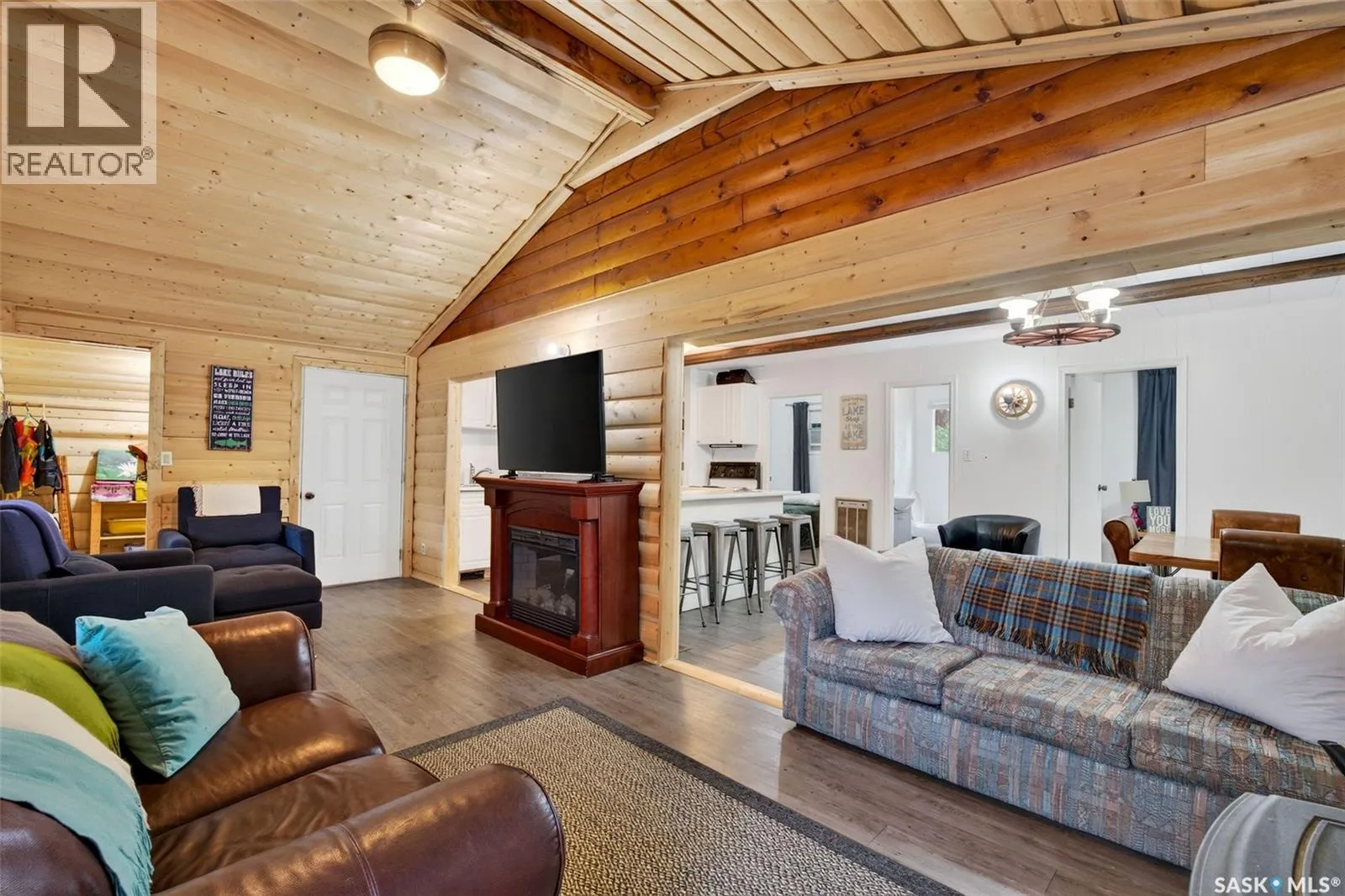 105 Hagen PLACE
