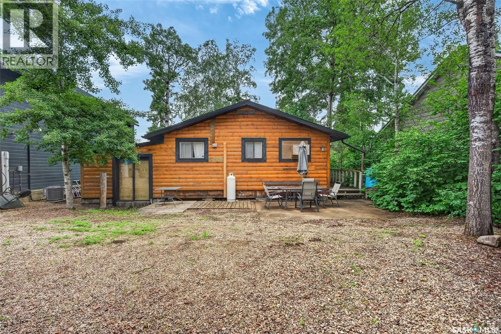 105 Hagen PLACE