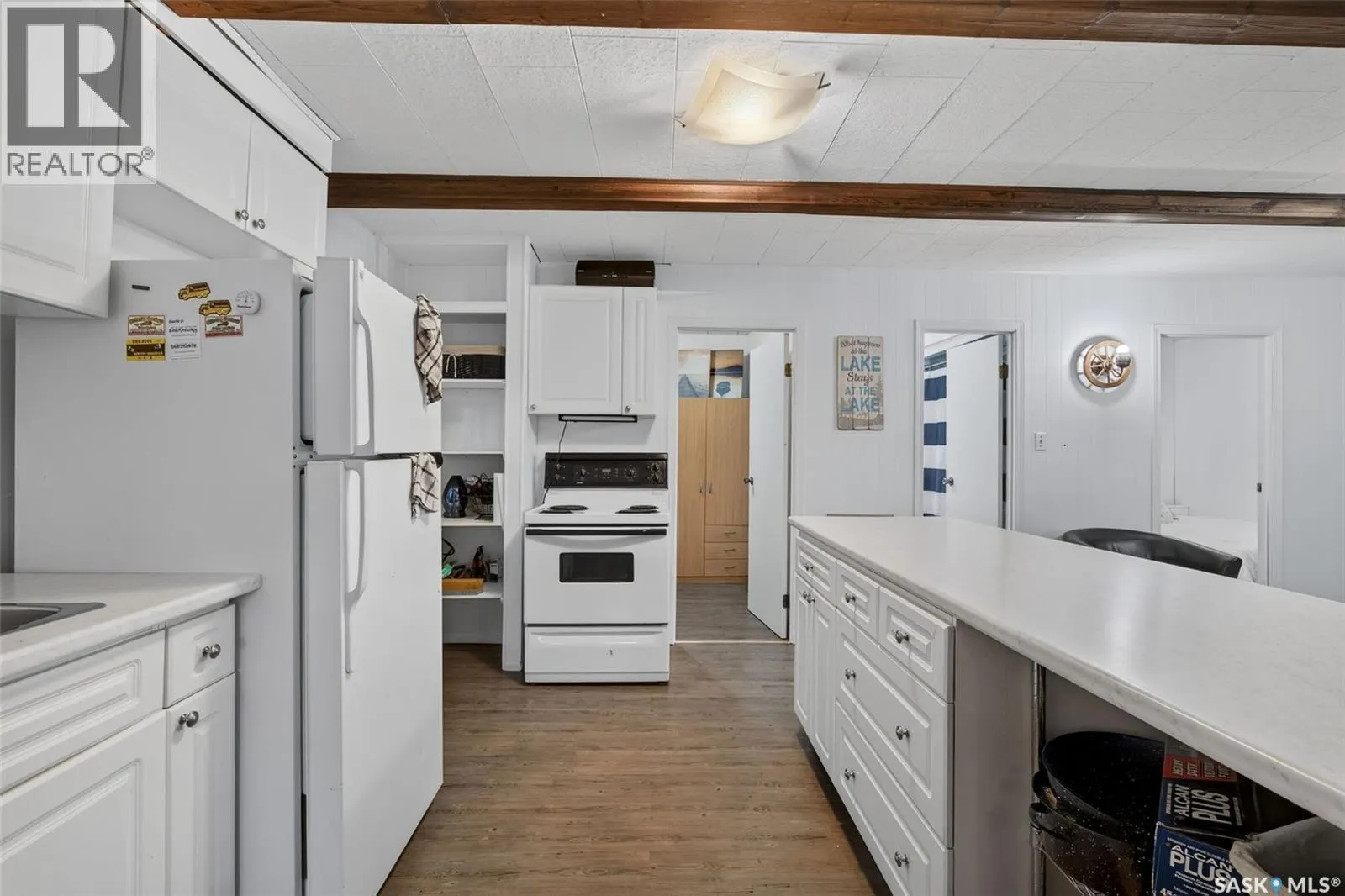 105 Hagen PLACE