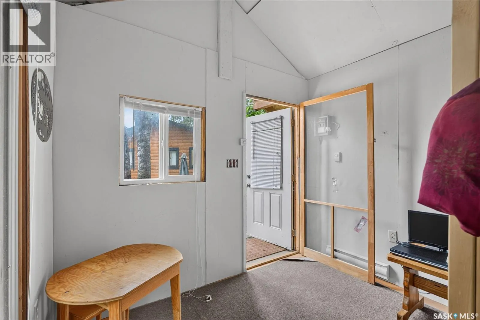 105 Hagen PLACE