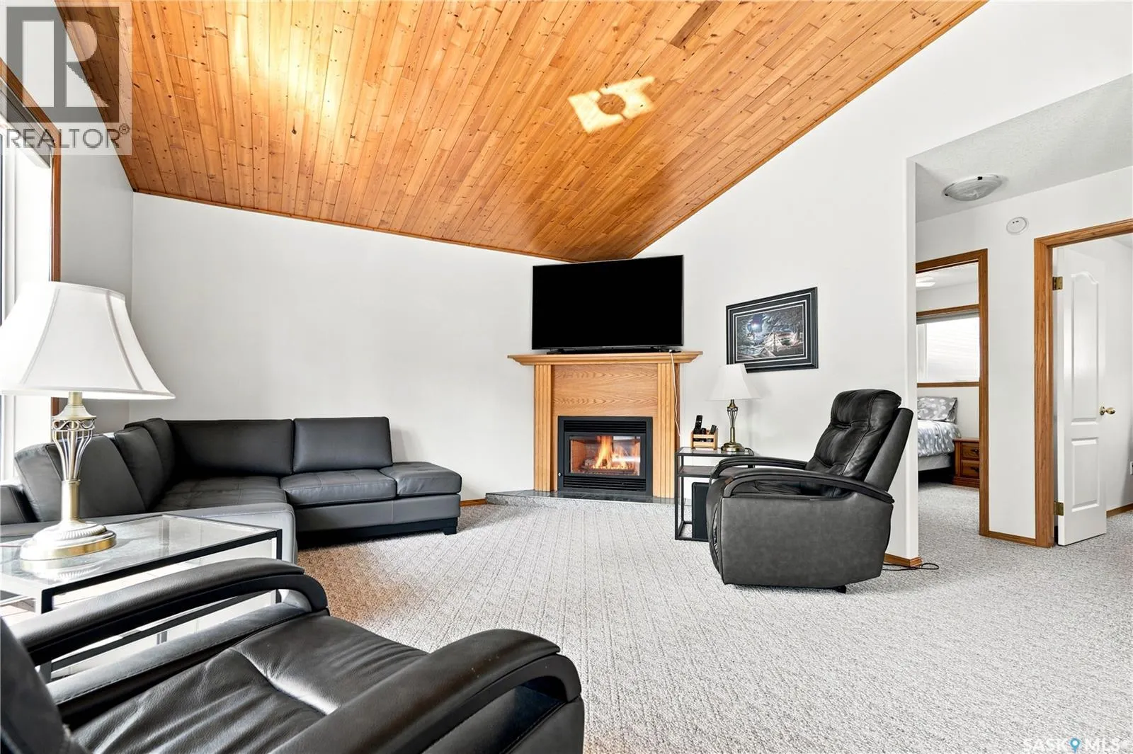 2 Steen PLACE