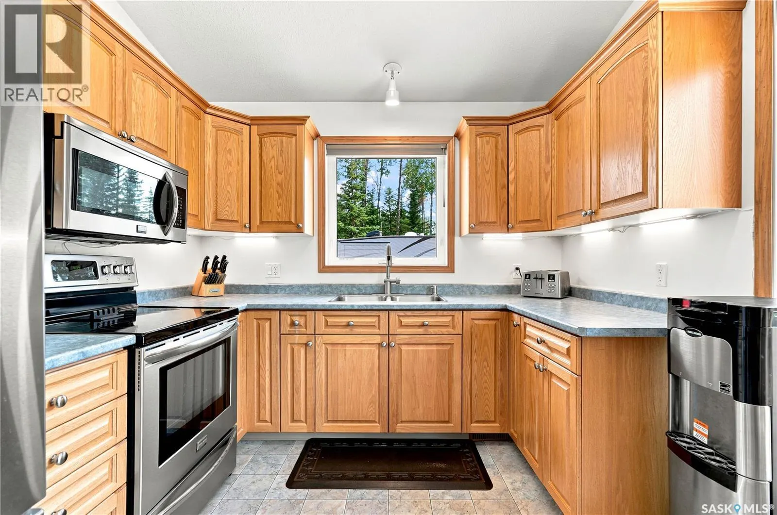 2 Steen PLACE