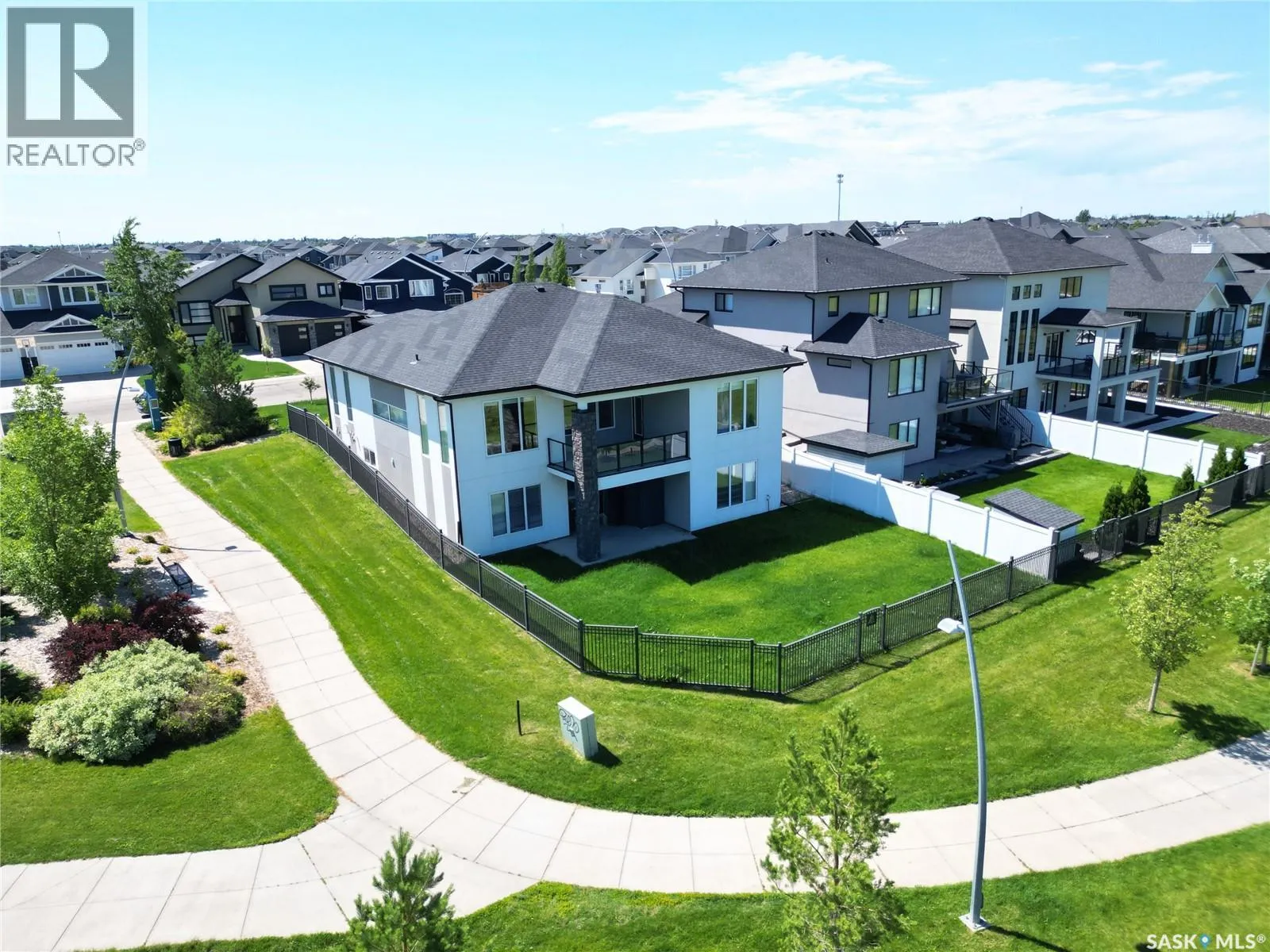 579 Boykowich CRESCENT