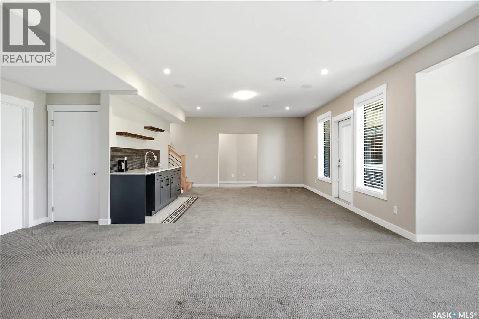579 Boykowich CRESCENT