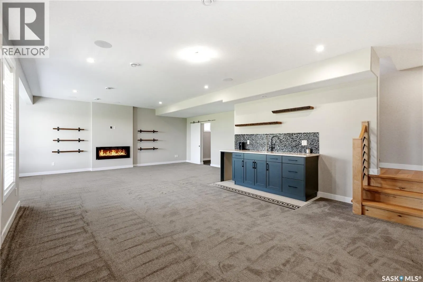 579 Boykowich CRESCENT